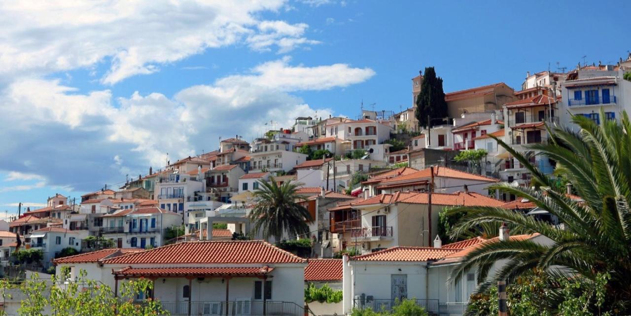 Markamar Loutraki  Bagian luar foto