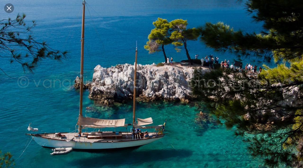 Markamar Loutraki  Bagian luar foto